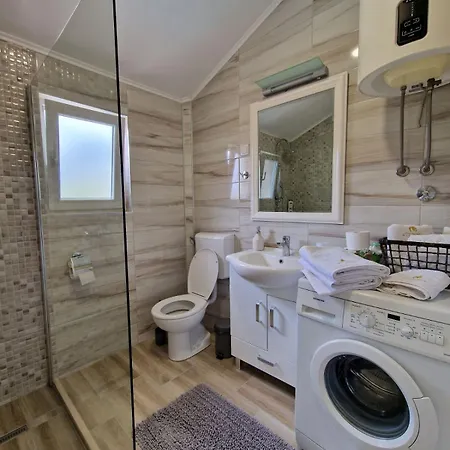 Milovic Апартаменты *