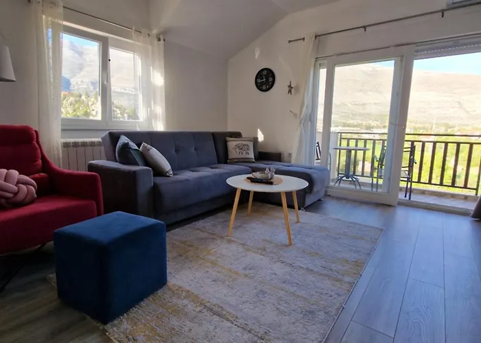 Milovic تريبينيي