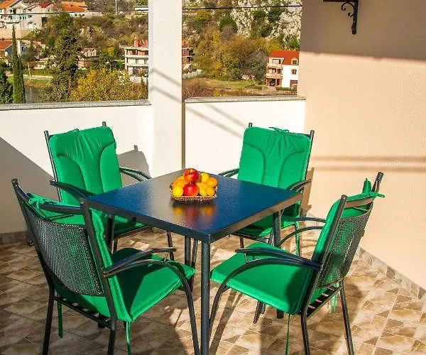 Milovic شقة تريبينيي